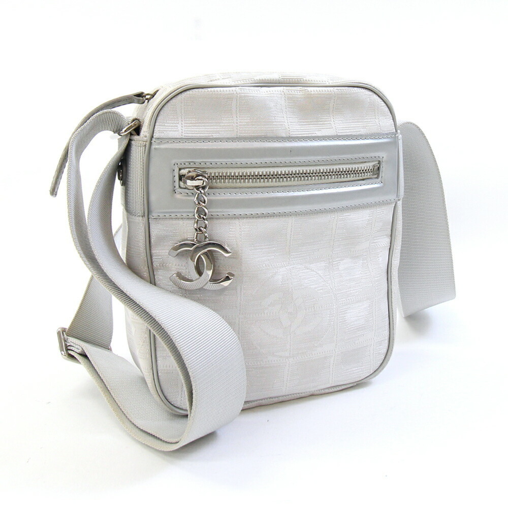 CHANEL Silver Leather Logo Shoulder Bag